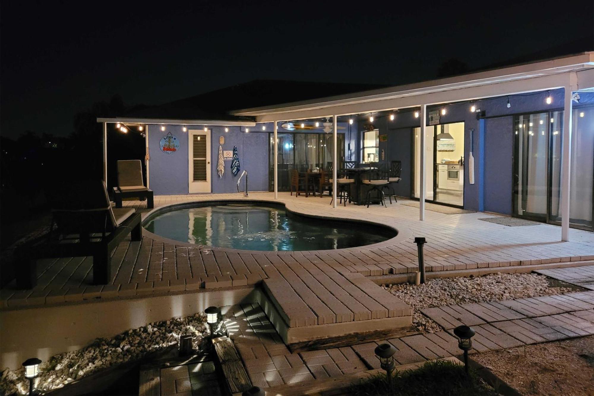 Canal-Front Oasis With Dock And Kayaks In Cape Coral! Luaran gambar