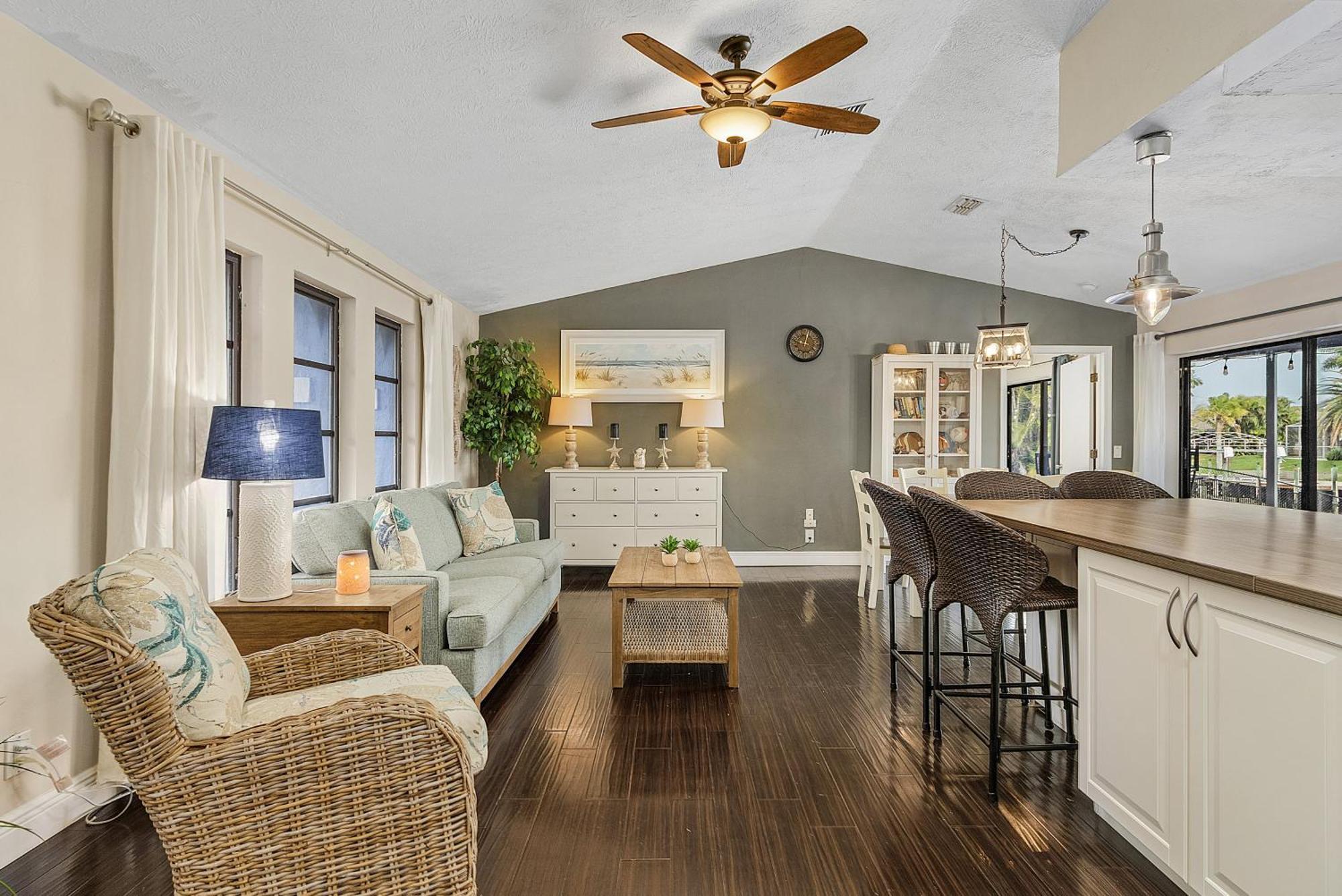 Canal-Front Oasis With Dock And Kayaks In Cape Coral! Luaran gambar