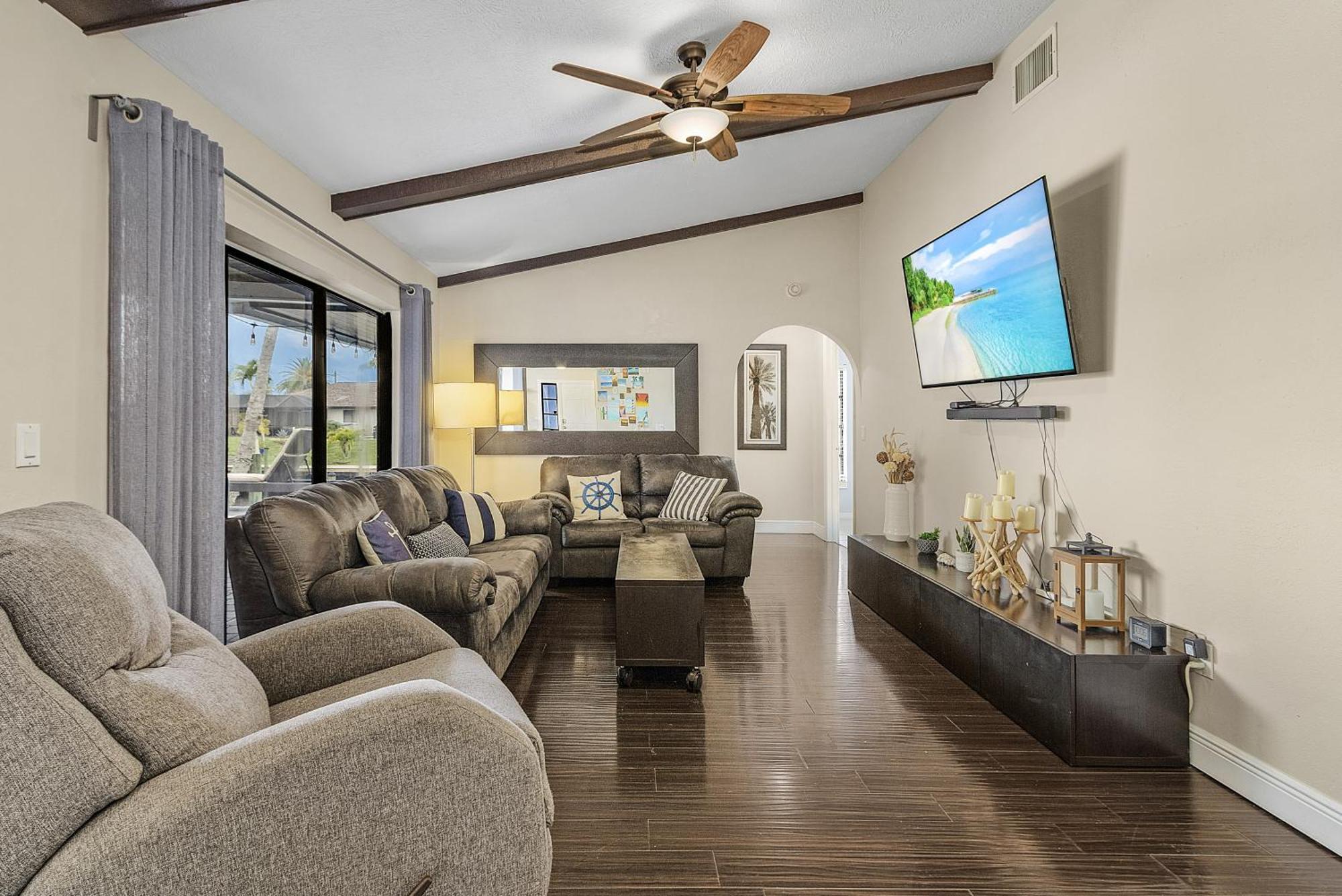 Canal-Front Oasis With Dock And Kayaks In Cape Coral! Luaran gambar